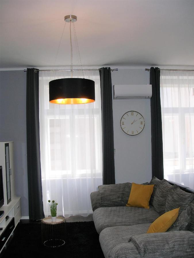 리예카 Apartman Neverin 아파트 외부 사진